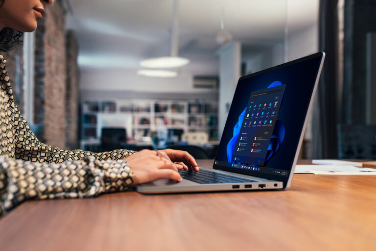 Outshine with Dell PCs and Windows 11